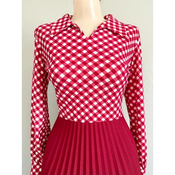 Vintage 60s 70s Red Check Skater Accordion Pleated Dagger Collar Mod Red Dress - Picture 14 of 15